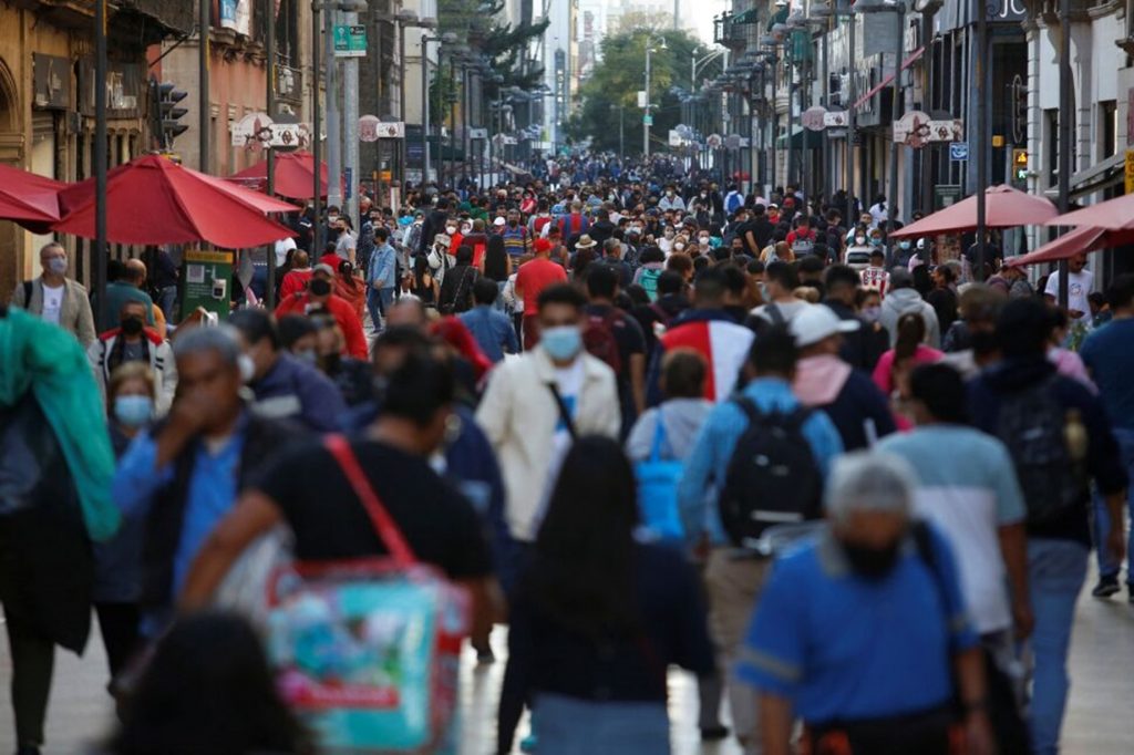 México reporta 44 mil casos de COVID-19, la cifra más alta registrada