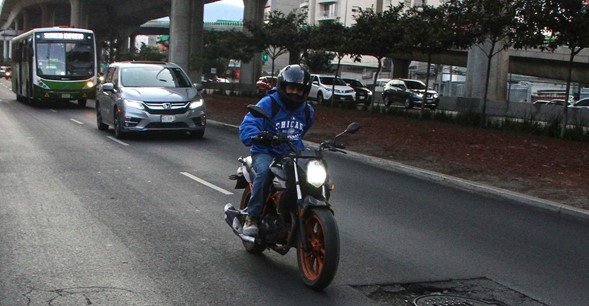 Buhhhhh… Licencia de conducir permanente en CDMX no aplica para motociclistas 🏍💳