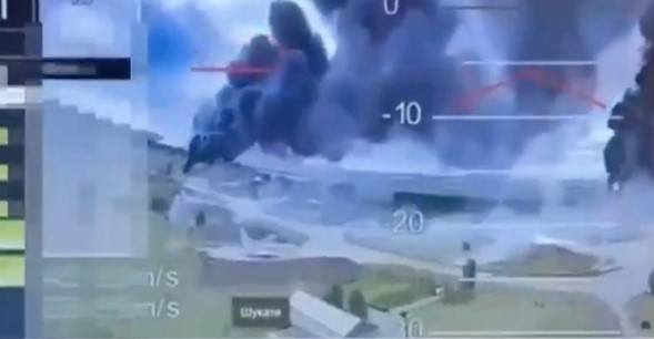 Ucrania lanza ataque con drones “a gran escala” contra bombarderos rusos