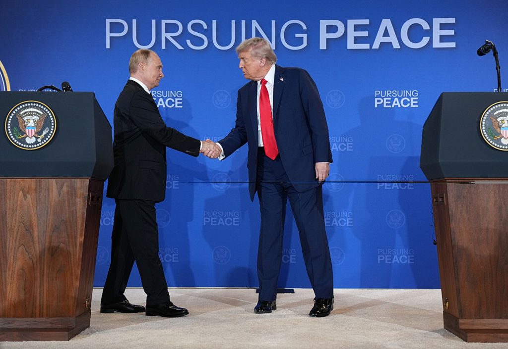 Habrá reunión entre Zelenski, Putin y Trump tras cumbre en Alaska: “Es lo adecuado”