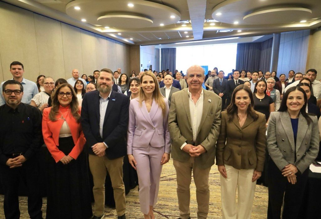 Gobierno de Monterrey y UNICEF blindan hoteles contra la trata infantil de cara al Mundial