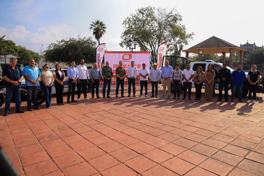 Fortalece gobierno de Adrián de la Garza seguridad regional, entrega patrullas a municipios de zona citrícola